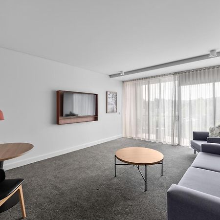 Balgownie Estate Yarra Valley Ярра-Ґлен Екстер'єр фото A staged living room