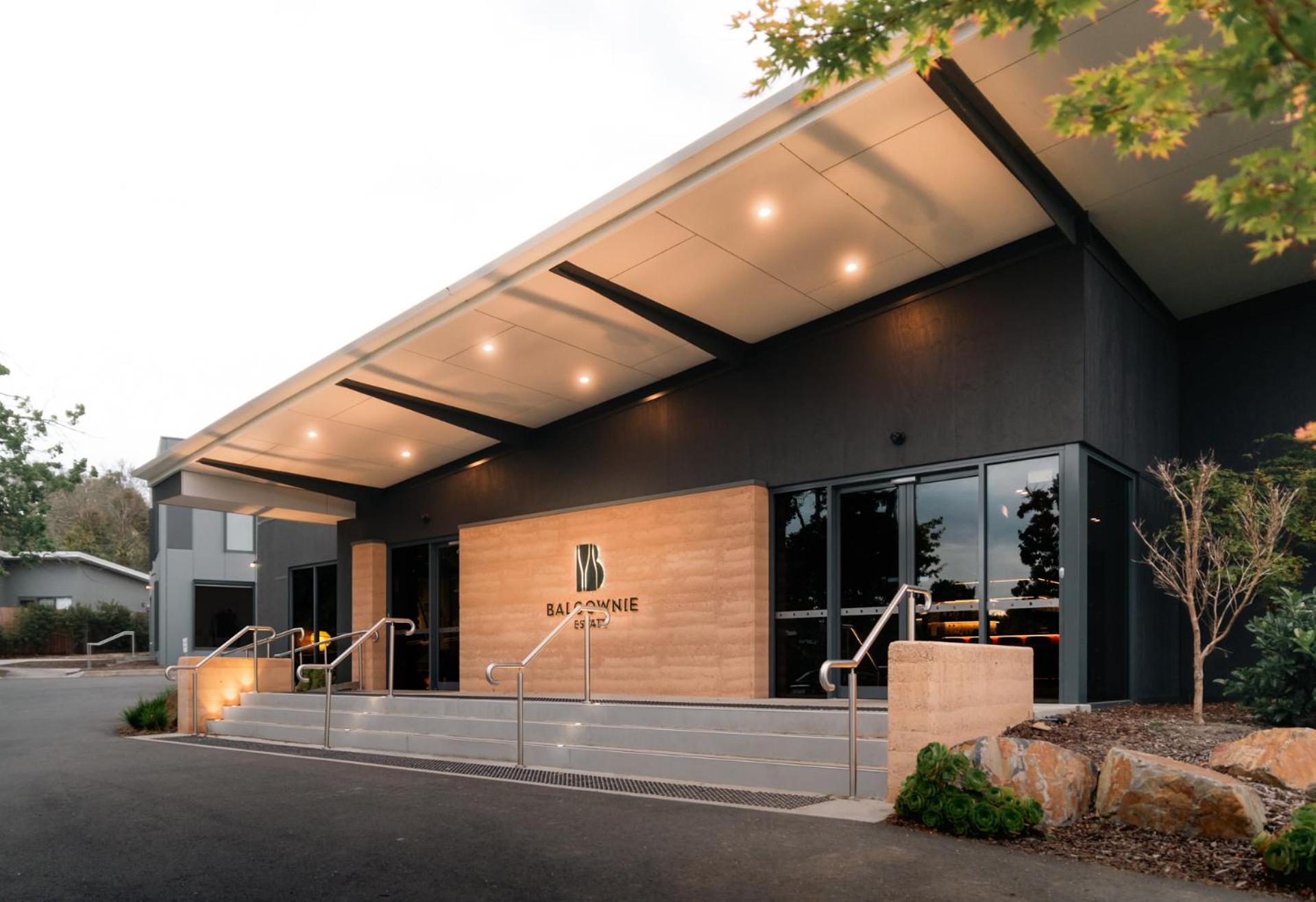 Balgownie Estate Yarra Valley Ярра-Ґлен Екстер'єр фото The entrance to the new building