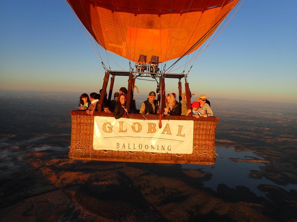 Balgownie Estate Yarra Valley Ярра-Ґлен Екстер'єр фото Global Balloon Adventures
